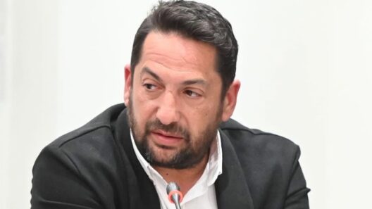 «Συνεργασία, αλληλεγγύη, δημοκρατική συμμετοχή και κοινή προσπάθεια» 12 Συνεργασία μεταξύ πολιτικών κομμάτων