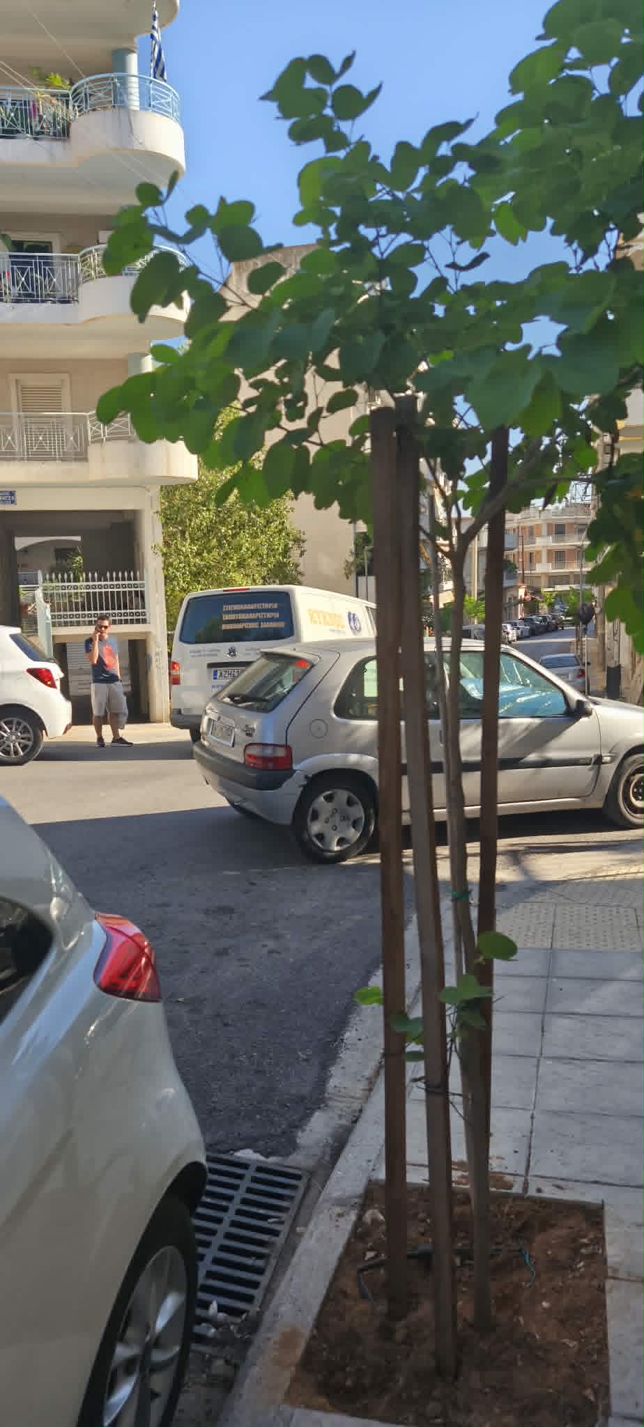 Πάτρα: Πεζοδρόμια...απροσπέλαστα από παρκαρισμένα μηχανάκια - Η νέα κανονικότητα των Αναπλάσεων - Ο Διοικητής της Τροχαίας στο Patrapress ΦΩΤΟ