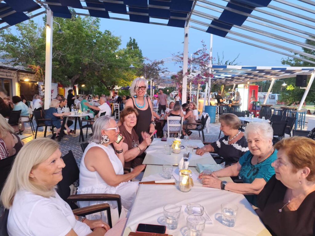 Βραδιά δίπλα στη θάλασσα του Συλλόγου Γονιών Παιδιών με Νεοπλασματική Ασθένεια «Φλόγα» Πάτρας ΦΩΤΟ