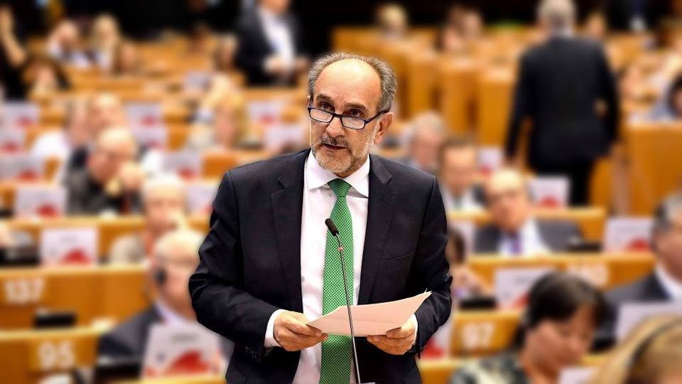 Αχαΐα: «Επιχείρηση σκούπα» κατά του ΠΑΣΟΚ από τον Αλέξη Τσίπρα με καίρια πλήγματα - Οι αποκλειστικές πληροφορίες του Patrapress για μεταγραφή «βόμβα» 10 Αχαΐα: «Επιχείρηση σκούπα» κατά του ΠΑΣΟΚ από τον Αλέξη Τσίπρα με καίρια πλήγματα - Οι αποκλειστικές πληροφορίες του Patrapress για μεταγραφή «βόμβα»