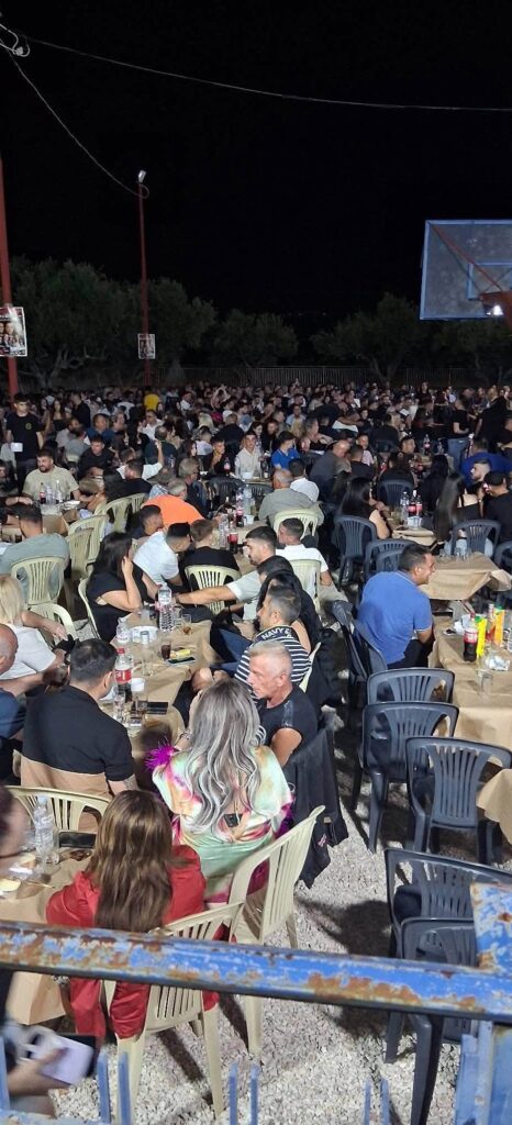 Τα «έσπασαν» στην εκδήλωση, στο Ελαιοχώρι, από τον Εκπολιτιστικό Σύλλογο ΦΩΤΟ 33 Τα «έσπασαν» στην εκδήλωση, στο Ελαιοχώρι, από τον Εκπολιτιστικό Σύλλογο ΦΩΤΟ
