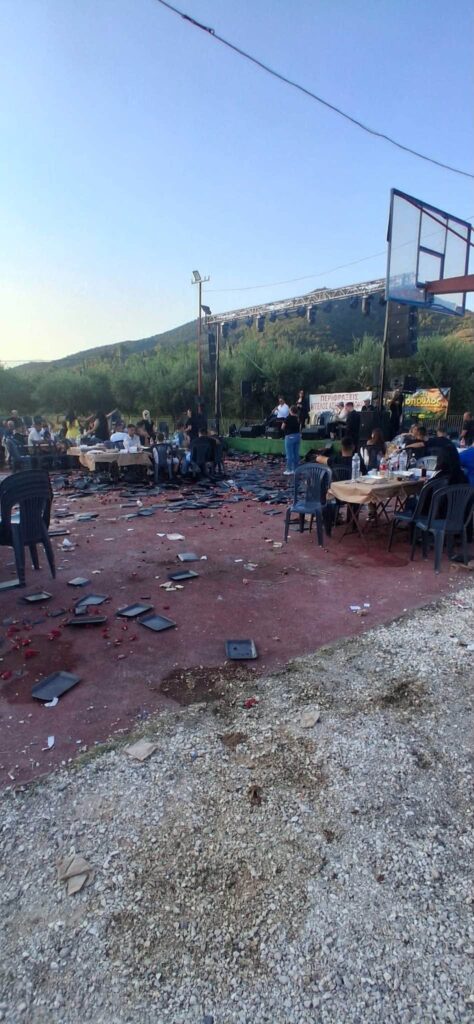 Τα «έσπασαν» στην εκδήλωση, στο Ελαιοχώρι, από τον Εκπολιτιστικό Σύλλογο ΦΩΤΟ 32 Τα «έσπασαν» στην εκδήλωση, στο Ελαιοχώρι, από τον Εκπολιτιστικό Σύλλογο ΦΩΤΟ