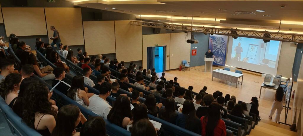 Summer School, μία συναρπαστική εμπειρία για 140 μαθητές από το Αρσάκειο Λύκειο Πατρών ΦΩΤΟ 29 Summer School, μία συναρπαστική εμπειρία για 140 μαθητές από το Αρσάκειο Λύκειο Πατρών ΦΩΤΟ