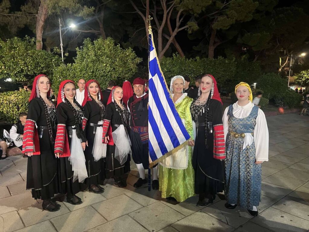 Το Χορευτικό Εργαστήρι Αιγίου στο Παγκόσμιο Φεστιβάλ Παραδοσιακών Χορών ΦΩΤΟ 32 Το Χορευτικό Εργαστήρι Αιγίου στο Παγκόσμιο Φεστιβάλ Παραδοσιακών Χορών ΦΩΤΟ