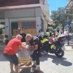 Πάτρα: Αντιδράσεις για την αδιαφορία περαστικών όταν ηλικιωμένη έπεσε σε φρεάτιο ΦΩΤΟ