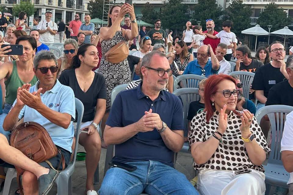 Ο Ανδρέας Κατσανιώτης στην έναρξη του Open Πανελλήνιου Πρωταθλήματος Optimist U13 ΦΩΤΟ