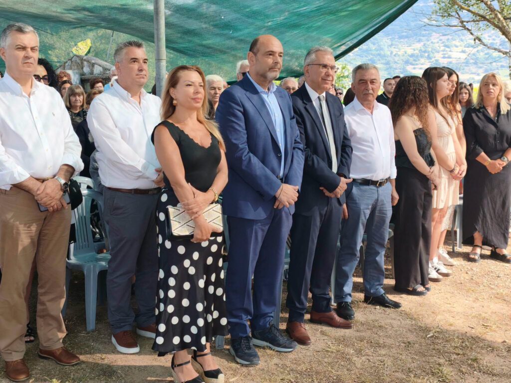 Θρησκευτική ευλάβεια στο Πάτημα του Αγίου Ανδρέα, στο Λεόντιο ΦΩΤΟ 7 Θρησκευτική ευλάβεια στο Πάτημα του Αγίου Ανδρέα, στο Λεόντιο ΦΩΤΟ