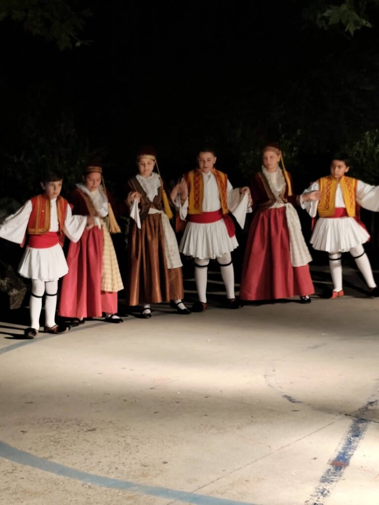Χορευτικό φεστιβάλ από τον Εκπολιτιστικό Σύλλογο Λεύκας ΦΩΤΟ 33 Χορευτικό φεστιβάλ από τον Εκπολιτιστικό Σύλλογο Λεύκας ΦΩΤΟ