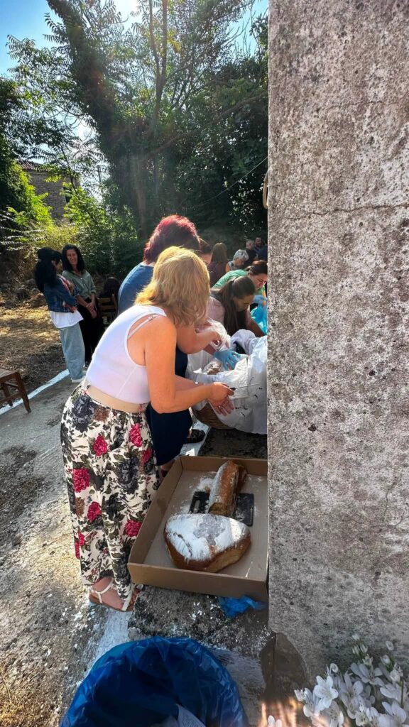 Το Λαπαναΐτικο Συναπάντημα στο χωριό των Καλαβρύτων ΦΩΤΟ 10 Το Λαπαναΐτικο Συναπάντημα στο χωριό των Καλαβρύτων ΦΩΤΟ