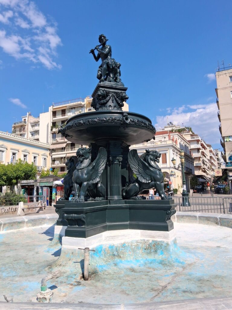 Έτοιμο το ανακαινισμένο συντριβάνι, μόνο το νερό λείπει, στην Πλατεία Γεωργίου ΦΩΤΟ 5 Έτοιμο το ανακαινισμένο συντριβάνι, μόνο το νερό λείπει, στην Πλατεία Γεωργίου ΦΩΤΟ