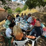 Το Λαπαναΐτικο Συναπάντημα  στο χωριό των Καλαβρύτων ΦΩΤΟ
