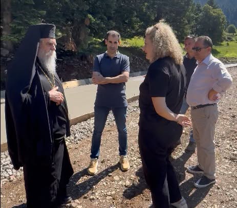 Στη Μονή Παναγίας Χρυσοπηγής ο αντιπεριφερειάρχης Βασίλης Γιαννόπουλος με τον Μητροπολίτη Αθανάσιο ΦΩΤΟ 5 Στη Μονή Παναγίας Χρυσοπηγής ο αντιπεριφερειάρχης Βασίλης Γιαννόπουλος με τον Μητροπολίτη Αθανάσιο ΦΩΤΟ