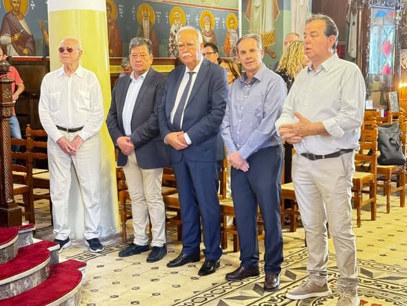 Ο Δημήτρης Παλούμπης στα Καλάβρυτα για τον Ηρακλή Πετιμεζά της Εθνικής Αντίστασης ΦΩΤΟ 5 Ο Δημήτρης Παλούμπης στα Καλάβρυτα για τον Ηρακλή Πετιμεζά της Εθνικής Αντίστασης ΦΩΤΟ