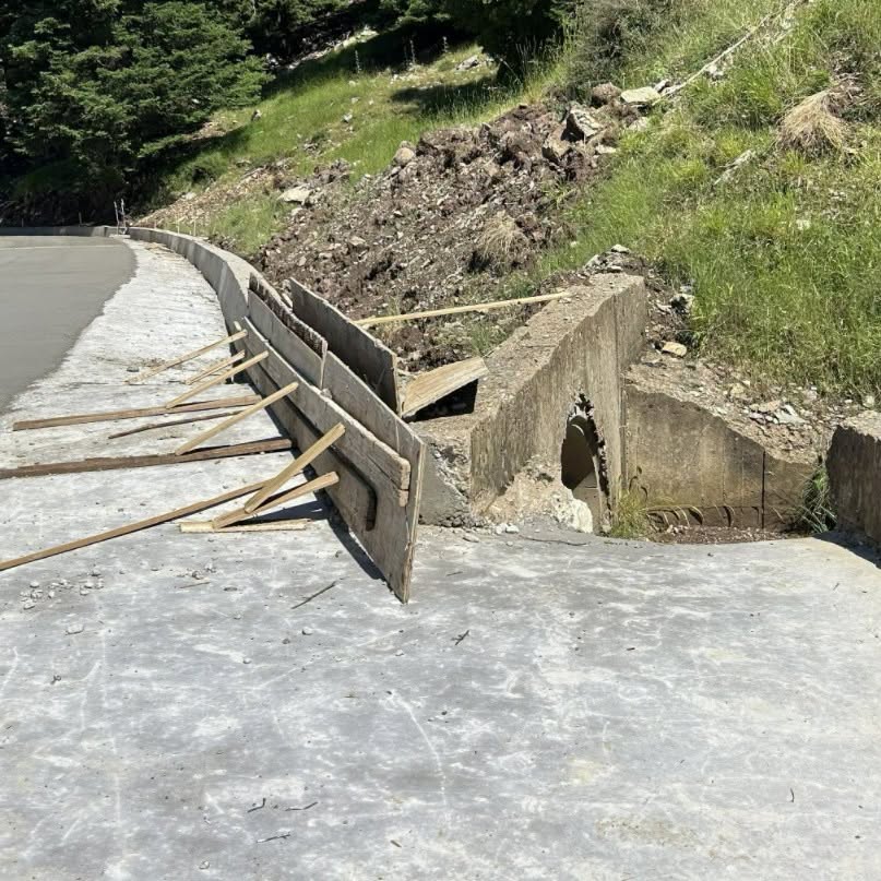Στη Μονή Παναγίας Χρυσοπηγής ο αντιπεριφερειάρχης Βασίλης Γιαννόπουλος με τον Μητροπολίτη Αθανάσιο ΦΩΤΟ