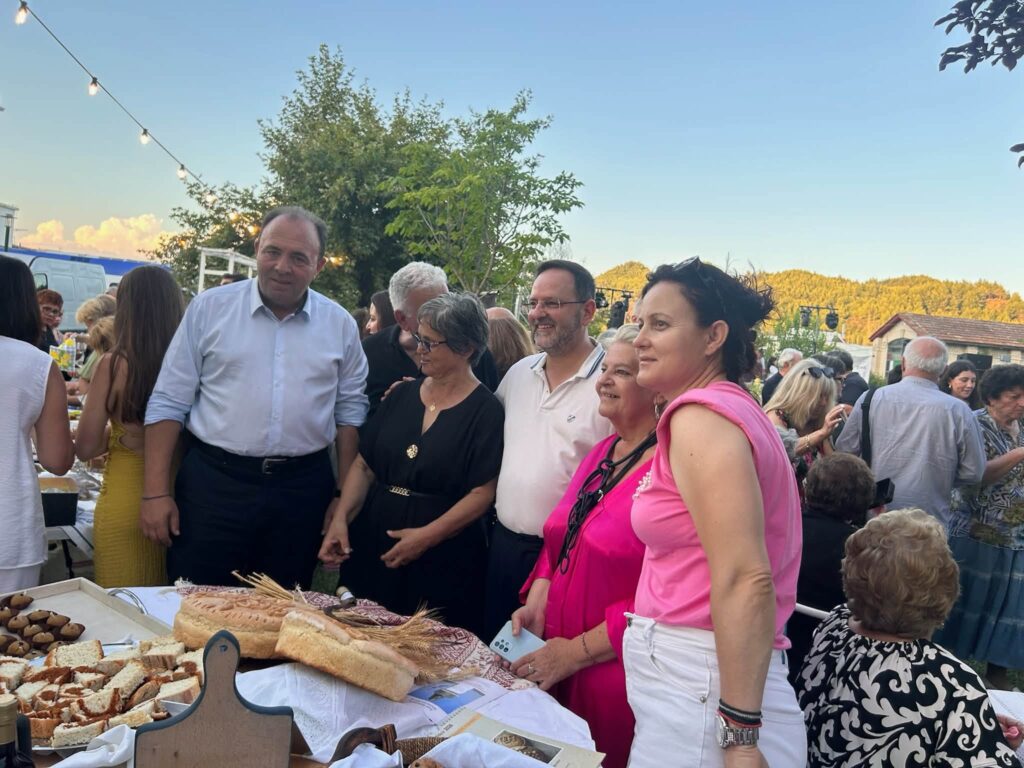 Ο Ανδρέας Φίλιας στην Αρχαία Ολυμπία, στο 4ο Φεστιβάλ Οίνου & Γεύσεων ΦΩΤΟ 7 Ο Ανδρέας Φίλιας στην Αρχαία Ολυμπία, στο 4ο Φεστιβάλ Οίνου & Γεύσεων ΦΩΤΟ