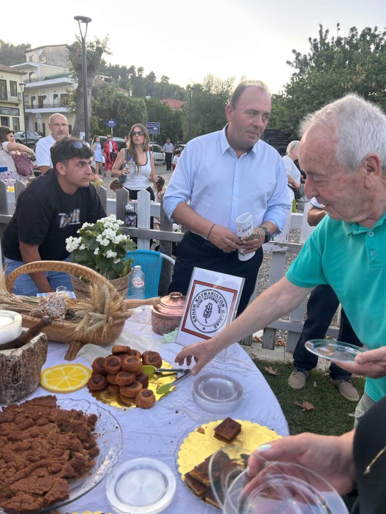 Ο Ανδρέας Φίλιας στην Αρχαία Ολυμπία, στο 4ο Φεστιβάλ Οίνου & Γεύσεων ΦΩΤΟ 5 Ο Ανδρέας Φίλιας στην Αρχαία Ολυμπία, στο 4ο Φεστιβάλ Οίνου & Γεύσεων ΦΩΤΟ