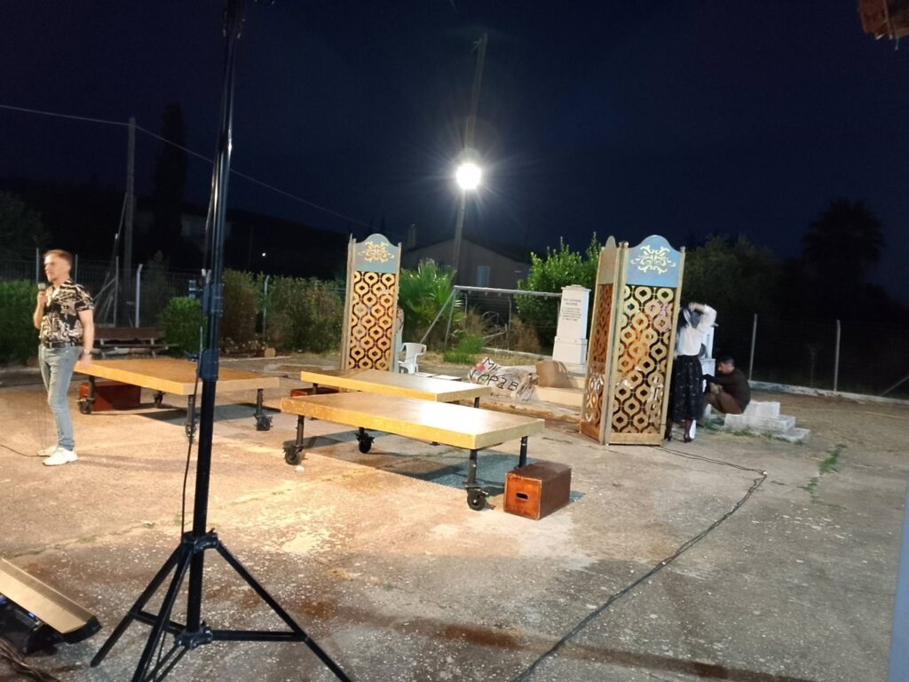 Η παράσταση «Αρμα Θέσπιδας» του Περιφερειακού Θεάτρου Πάτρας στα Καραμεσινέικα ΦΩΤΟ 7 Η παράσταση «Αρμα Θέσπιδας» του Περιφερειακού Θεάτρου Πάτρας στα Καραμεσινέικα ΦΩΤΟ