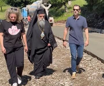 Στη Μονή Παναγίας Χρυσοπηγής ο αντιπεριφερειάρχης Βασίλης Γιαννόπουλος με τον Μητροπολίτη Αθανάσιο ΦΩΤΟ