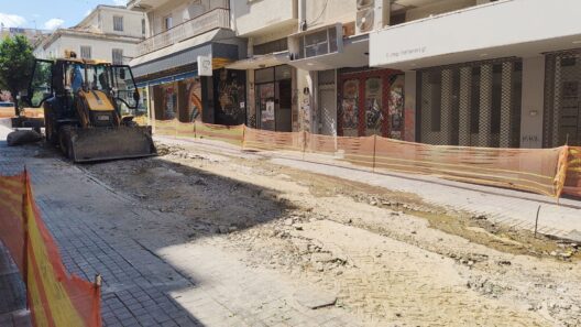 Πάτρα: Αντιδρασεις για την «ξηλωμένη» οδό Γεροκωστοπούλου, λόγω κομμένων δέντρων και κυβόλιθων 12 Αντιδράσεις για την οδός Γεροκοστοπούλου