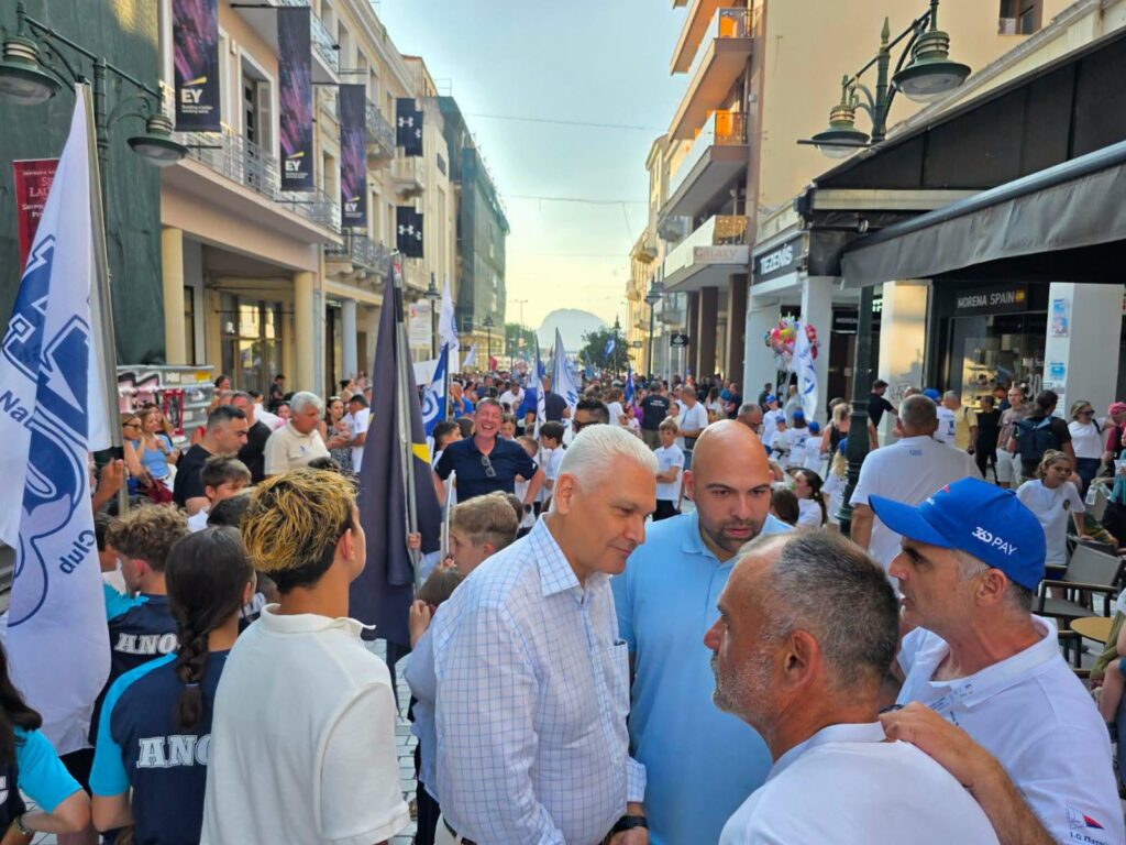 Ο Φωκίων Ζαΐμης στην τελετή έναρξης του Open Πανελλήνιου Πρωταθλήματος Optimist U13 ΦΩΤΟ