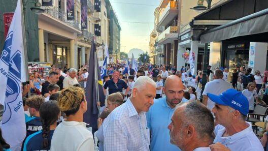 Ο Φωκίων Ζαΐμης στην τελετή έναρξης του Open Πανελλήνιου Πρωταθλήματος Optimist U13 ΦΩΤΟ 23 Ο Φωκίων Ζαΐμης στην τελετή έναρξης του Open Πανελλήνιου Πρωταθλήματος Optimist U13 ΦΩΤΟ