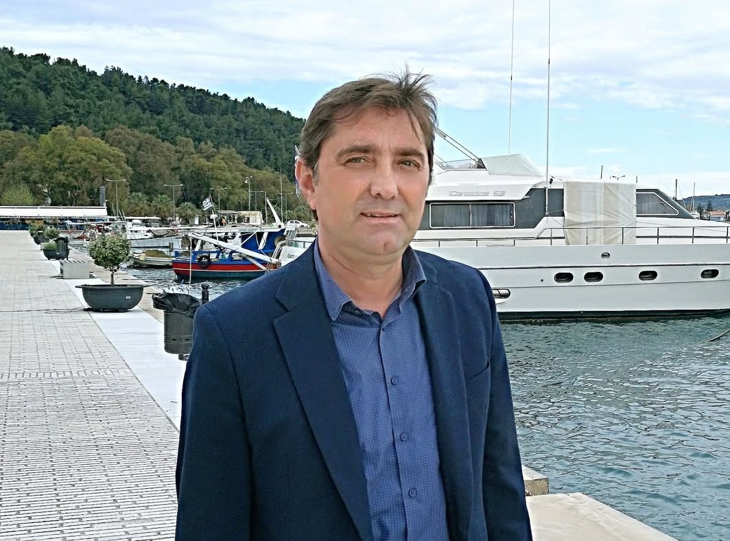 «Ο κ. Φαρμάκης οφείλει απαντήσεις, όχι άλλοθι»