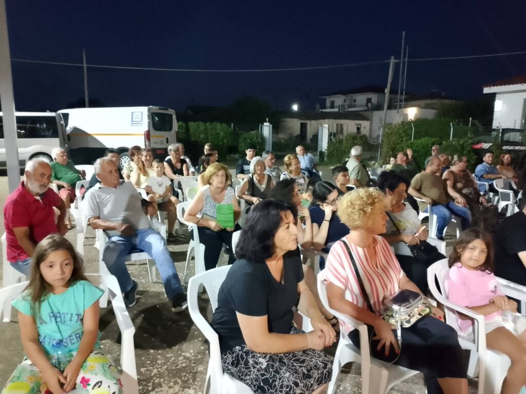 Η παράσταση «Αρμα Θέσπιδας» του Περιφερειακού Θεάτρου Πάτρας στα Καραμεσινέικα ΦΩΤΟ 10 Η παράσταση «Αρμα Θέσπιδας» του Περιφερειακού Θεάτρου Πάτρας στα Καραμεσινέικα ΦΩΤΟ