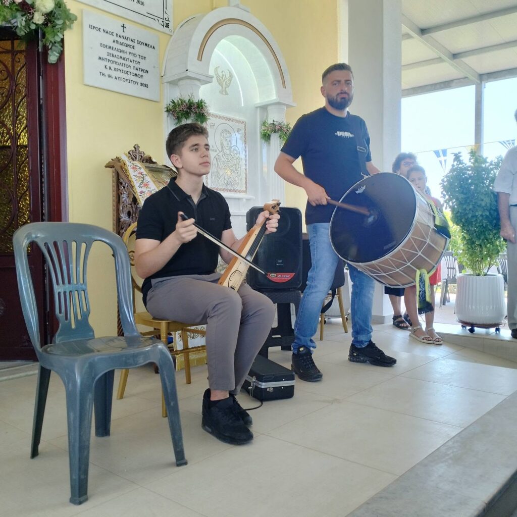 Εγκαίνια του Ιερού Ταφικού Παρεκκλησίου της Παναγίας Σουμελά, στην Απιδεώνα Δυτικής Αχαΐας 16 Εγκαίνια του Ιερού Ταφικού Παρεκκλησίου της Παναγίας Σουμελά, στην Απιδεώνα Δυτικής Αχαΐας