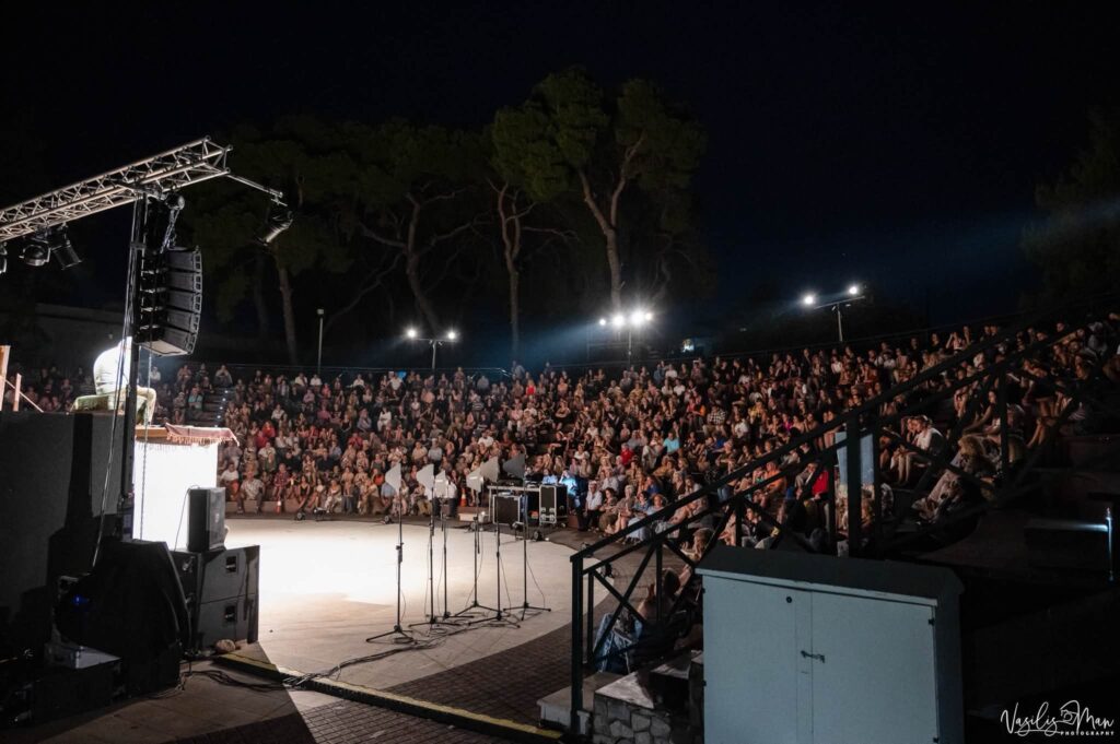 Ο Δήμος Αιγιαλείας τίμησε τον Κώστα Κλάγκο ΒΙΝΤΕΟ-ΦΩΤΟ