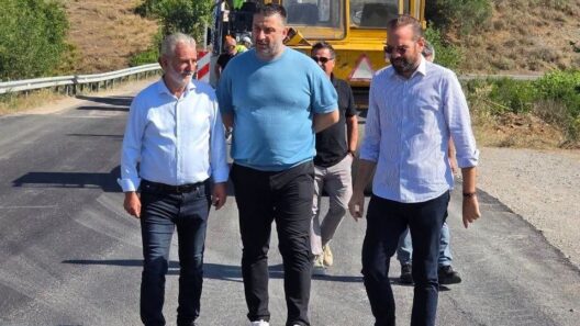 Ο Νεκτάριος Φαρμάκης σε Βάλτο, Μπαμπαλιό, Γέφυρα Βέργας, Αμοργιανούς ΦΩΤΟ