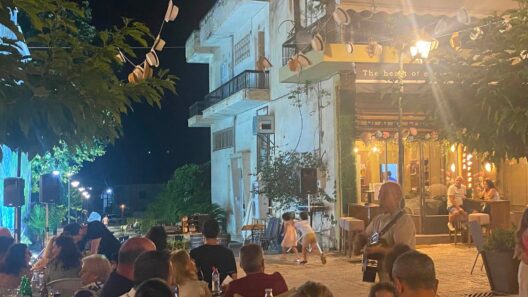 Καλοκαιρινή βραδιά στην Ακράτα με τον Γιάννη Καραμάνο ΒΙΝΤΕΟ-ΦΩΤΟ 13 Καλοκαίρι στη ναυτική βραδιά στην Ακράτα