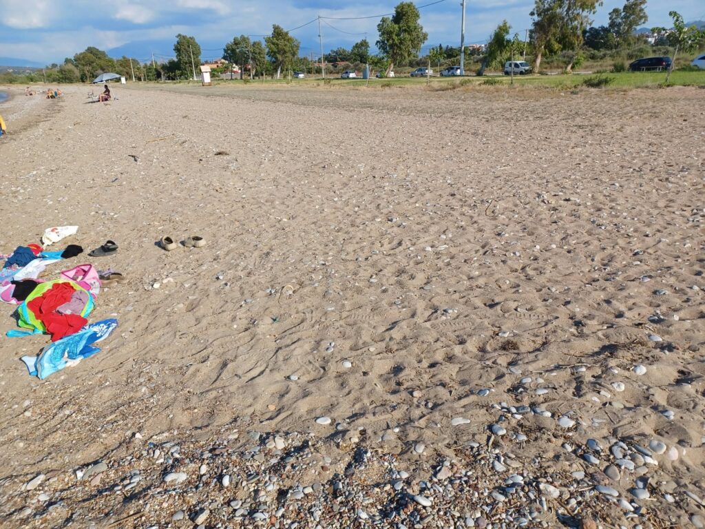 Κάτω Αχαΐα: Σοβαρές καταγγελίες για την Δημοτική πλαζ - Ωθηση λουομένων αλλού για συμφέφοντα ιδιωτών ΦΩΤΟ