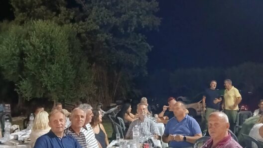 Γλέντι από τον Εκπολιτιστικό Σύλλογο Γομοστού 12 Γλέντι από τον Εκπολιτιστικό Σύλλογο Γομοστού