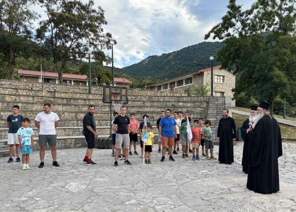 Θεόκλητος και Ιερώνυμος στις Κατασκηνώσεις του Εκκλησιαστικού Κέντρου Νεότητας στα Καλάβρυτα ΦΩΤΟ