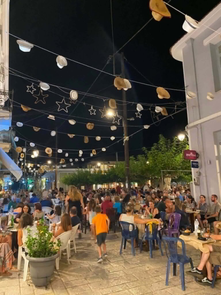 Βραδιά στη Ακράτα για τη λήξη της χρονιάσς του ΚΑΠΗ του Δήμου ΦΩΤΟ