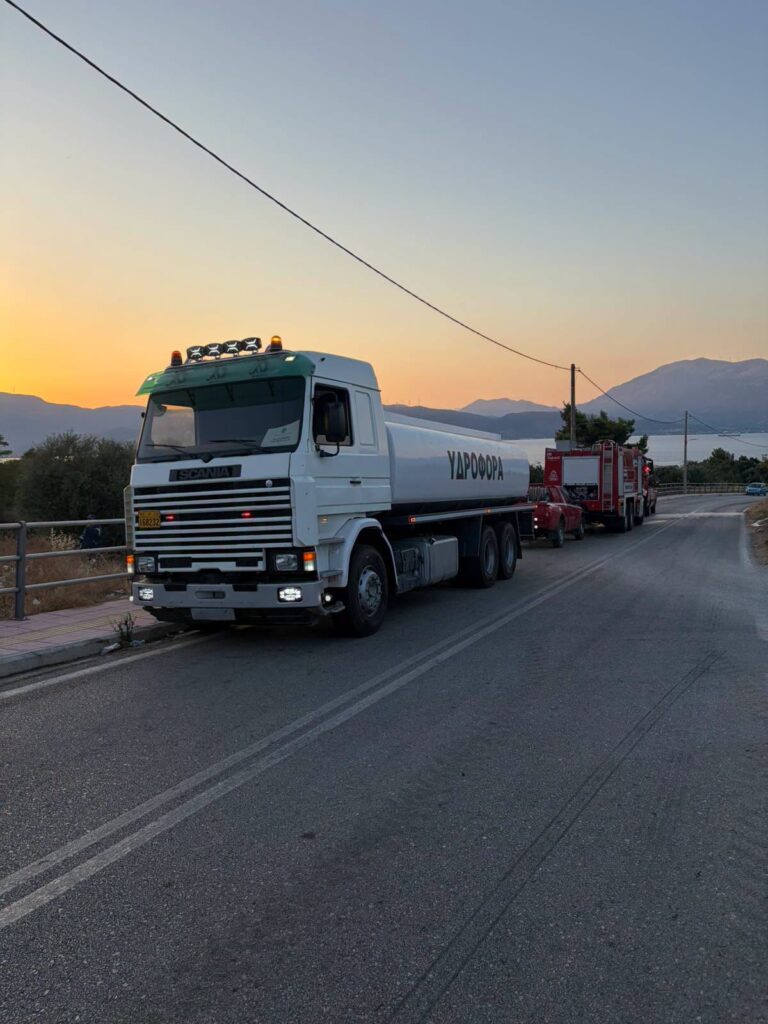 Πλατάνι: Άμεση ήταν η επιχείρηση της Περιφέρειας στην κατάσβεση της πυρκαγιάς ΦΩΤΟ 5 Πλατάνι: Άμεση ήταν η επιχείρηση της Περιφέρειας στην κατάσβεση της πυρκαγιάς ΦΩΤΟ