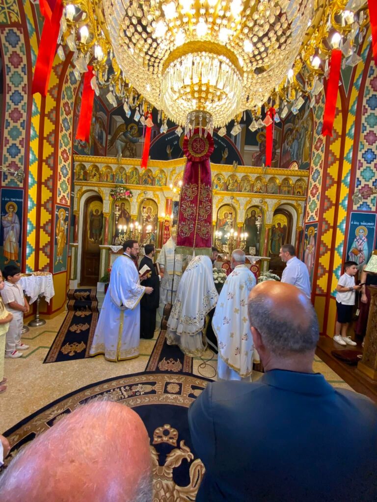 Με λαμπρότητα και θρησκευτική κατάνυξη πανηγύρισε η Γουμενίσσα Καλαβρύτων ΒΙΝΤΕΟ-ΦΩΤΟ