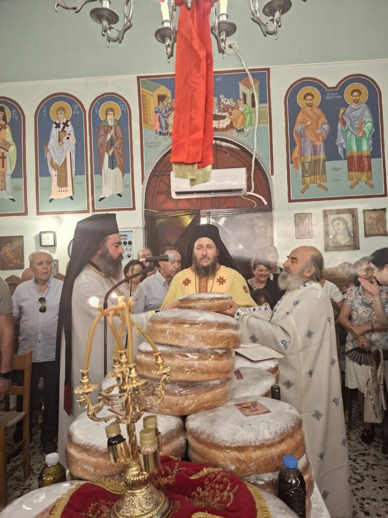 Ο πανηγυρικός εσπερινός της Αγίας Μαρίνης στα Ροΐτικα Πατρών ΦΩΤΟ 15 Ο πανηγυρικός εσπερινός της Αγίας Μαρίνης στα Ροΐτικα Πατρών ΦΩΤΟ