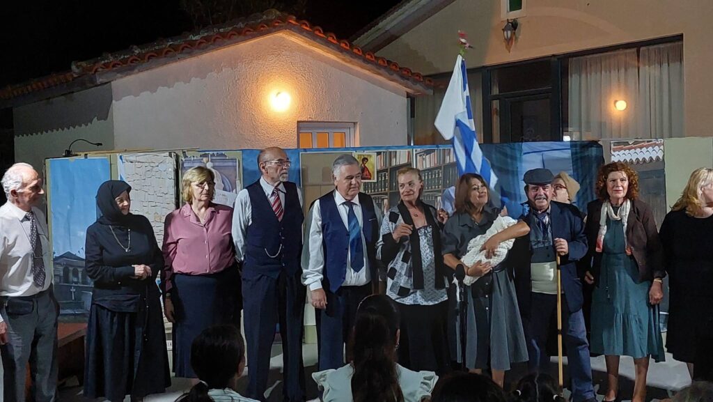 Οι «Ταξιδευτές της Πρόζας» στα Σαγέικα ΦΩΤΟ