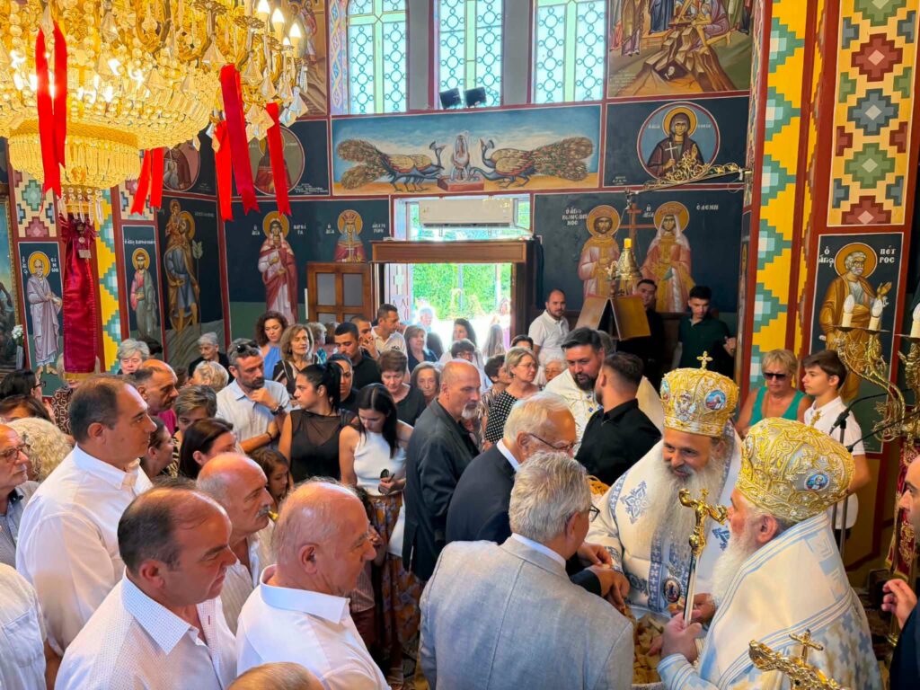 Στον ναό της Γουμένισσας Καλαβρύτων ο Μητροπολίτης Σταγών και Μετεώρων Θεόκλητος ΦΩΤΟ 20 Στον ναό της Γουμένισσας Καλαβρύτων ο Μητροπολίτης Σταγών και Μετεώρων Θεόκλητος ΦΩΤΟ