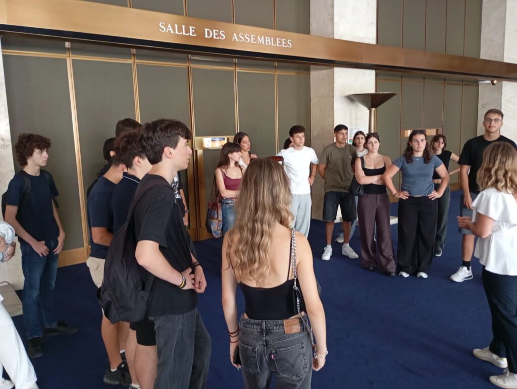 Εκπαιδευτική εκδρομή του Αρσακείου Πατρών σε Γερμανία, Ελβετία, Άλπεις ΦΩΤΟ