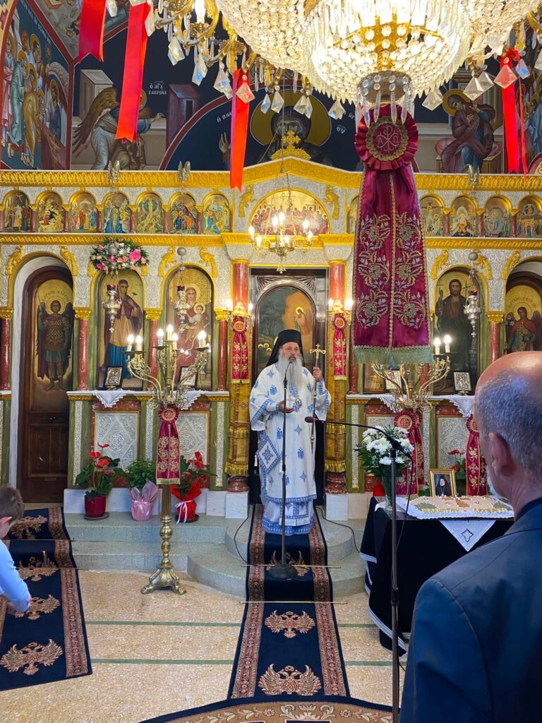 Με λαμπρότητα και θρησκευτική κατάνυξη πανηγύρισε η Γουμενίσσα Καλαβρύτων ΒΙΝΤΕΟ-ΦΩΤΟ