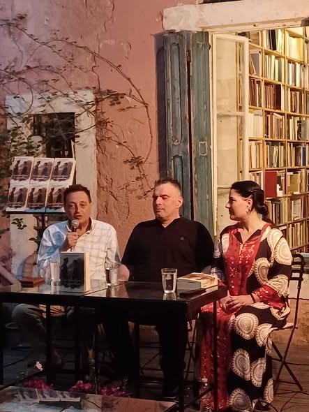 Παρουσιάστηκε, στην Πάτρα, το νέο βιβλίο του Παναγιώτη Γκαμούρα ΦΩΤΟ 7 Παρουσιάστηκε, στην Πάτρα, το νέο βιβλίο του Παναγιώτη Γκαμούρα ΦΩΤΟ