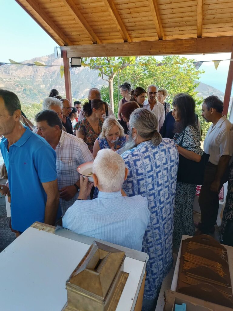 Ο εορτασμός της Αγίας Μαρίνας στο γραφικό εξωκλήσι της Κερνίτσας Διακοπτού ΦΩΤΟ 5 Ο εορτασμός της Αγίας Μαρίνας στο γραφικό εξωκλήσι της Κερνίτσας Διακοπτού ΦΩΤΟ