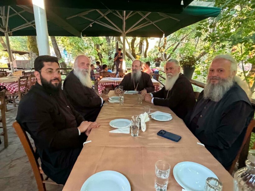 Επίσκεψη Μητροπολιτών στα Καλάβρυτα ΦΩΤΟ 4 Επίσκεψη Μητροπολιτών στα Καλάβρυτα ΦΩΤΟ