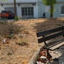 Πάτρα: Δυσοσμία, χόρτα και παραμέληση σε Πλατεία του Πράτσικα ΦΩΤΟ