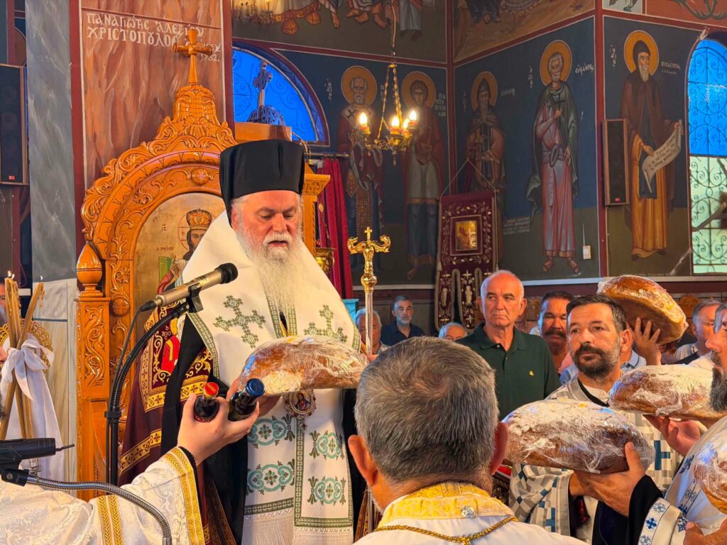 Εσπερινός στον Ιερό Ναό Προφήτου Ηλιού Μάχου Ηλείας με Ιερώνυμο ΦΩΤ0