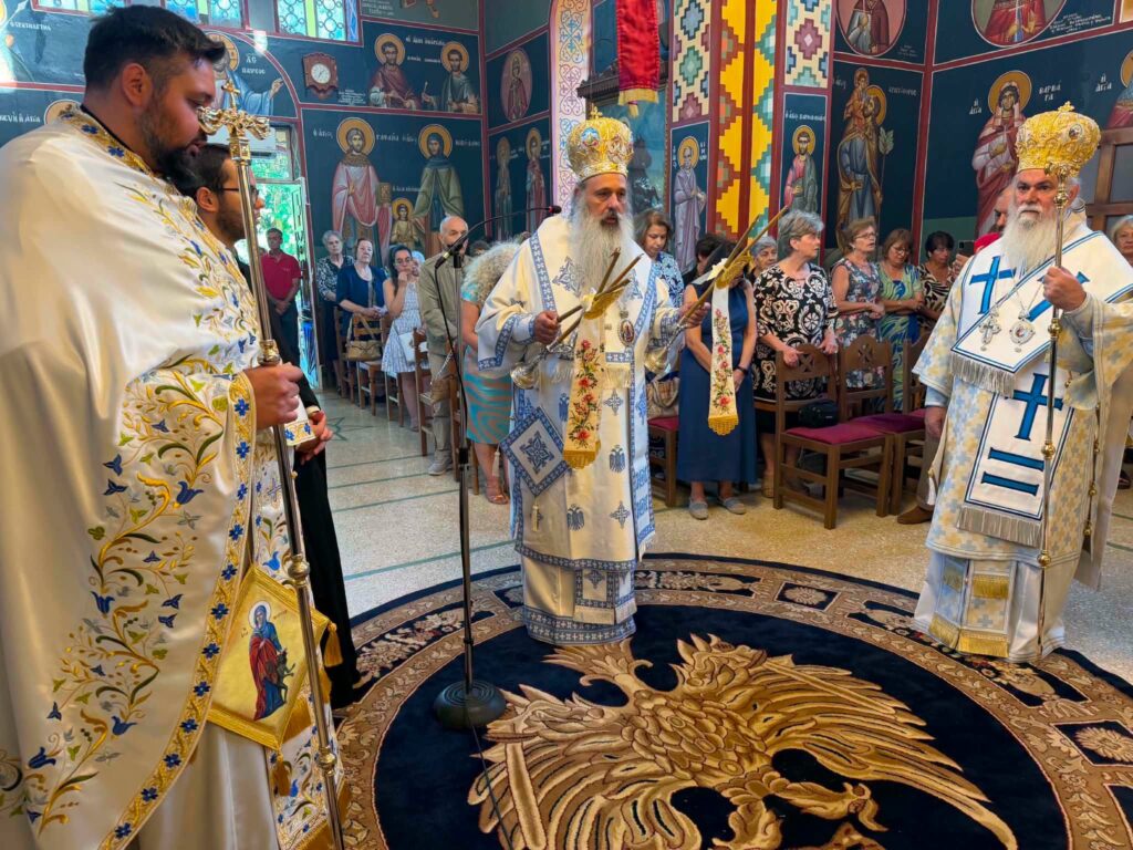 Στον ναό της Γουμένισσας Καλαβρύτων ο Μητροπολίτης Σταγών και Μετεώρων Θεόκλητος ΦΩΤΟ