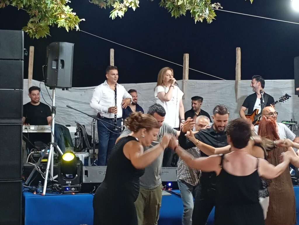 Το Πανηγύρι της Αγιάς Μαρίνας με Γωγώ Τσαμπά στα Σελλά ΦΩΤΟ