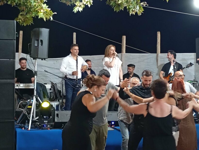 Το Πανηγύρι της Αγιάς Μαρίνας με Γωγώ Τσαμπά στα Σελλά ΦΩΤΟ